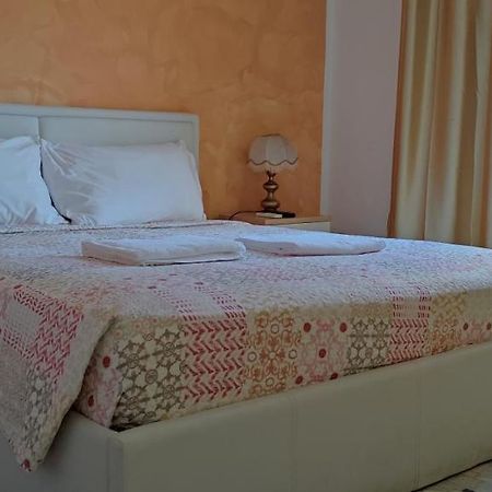 Bed and Breakfast The Caponi Bros Местре Экстерьер фото