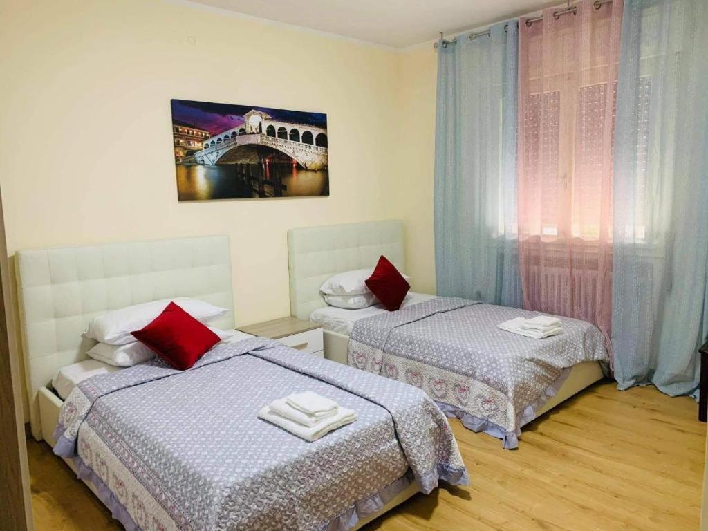 Bed and Breakfast The Caponi Bros Местре Экстерьер фото