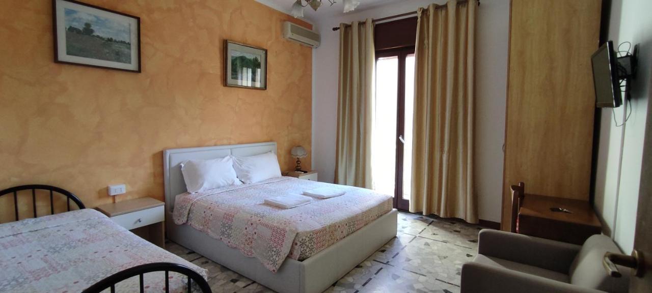 Bed and Breakfast The Caponi Bros Местре Экстерьер фото