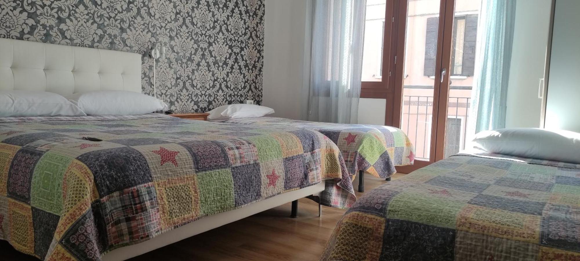 Bed and Breakfast The Caponi Bros Местре Экстерьер фото