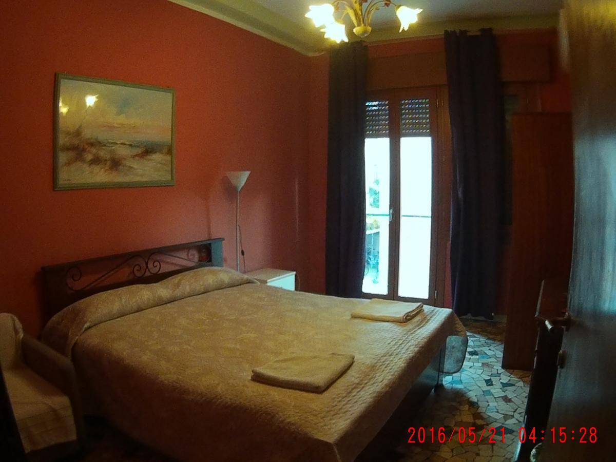 Bed and Breakfast The Caponi Bros Местре Экстерьер фото